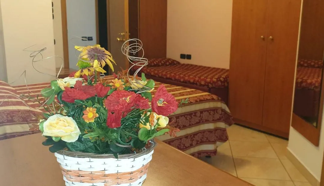 Hotel Ginevra-1
