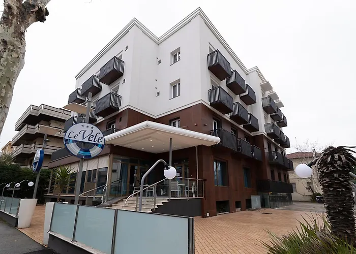 Hotel Le Vele - Fronte spiaggia Playa del Sol 108-109